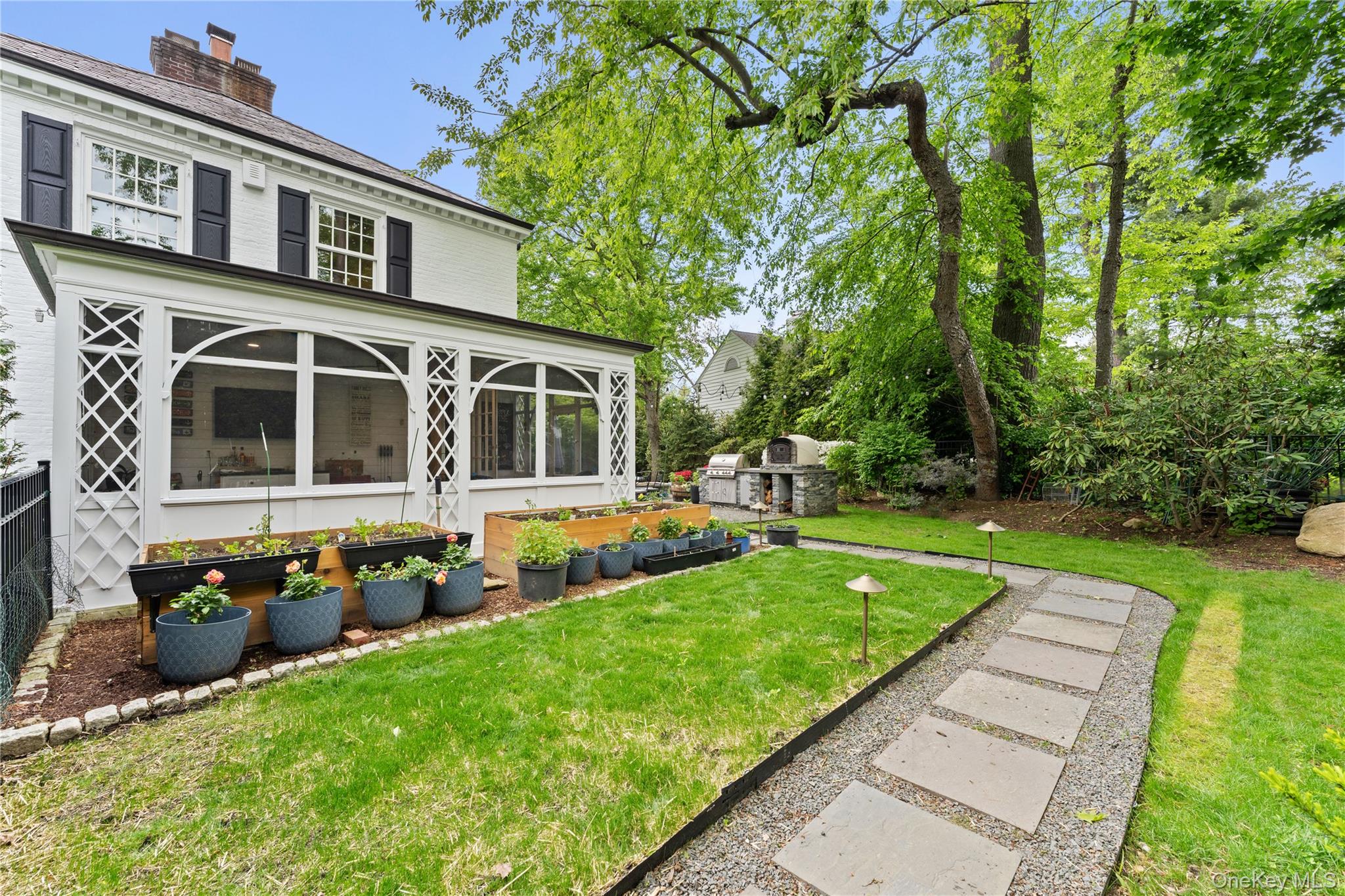5 Harcourt Road Scarsdale, NY 10583 - Photo 35 of 44