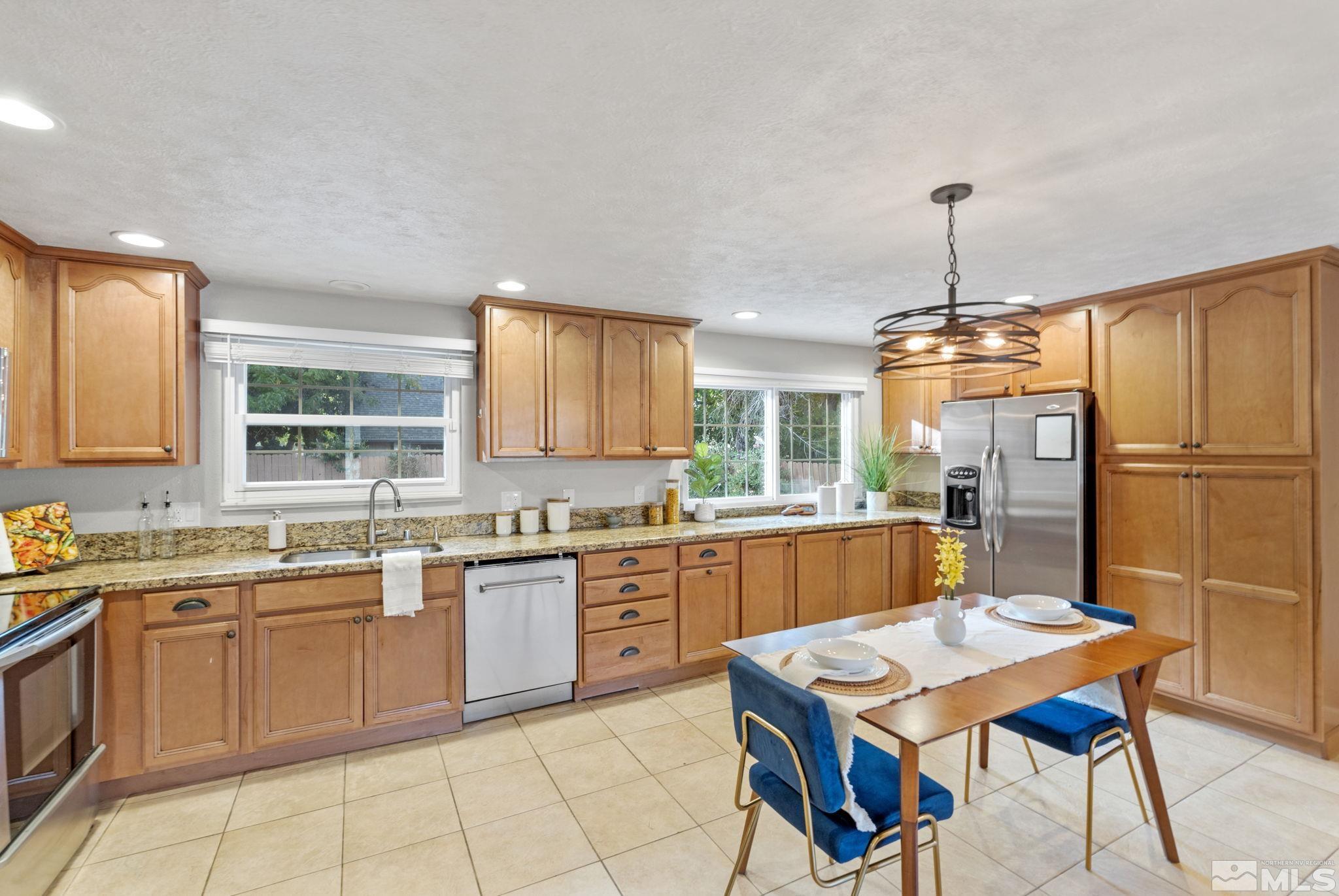 7325 Gemstone Drive Reno, NV 89511 - Photo 12 of 34 Photo 12