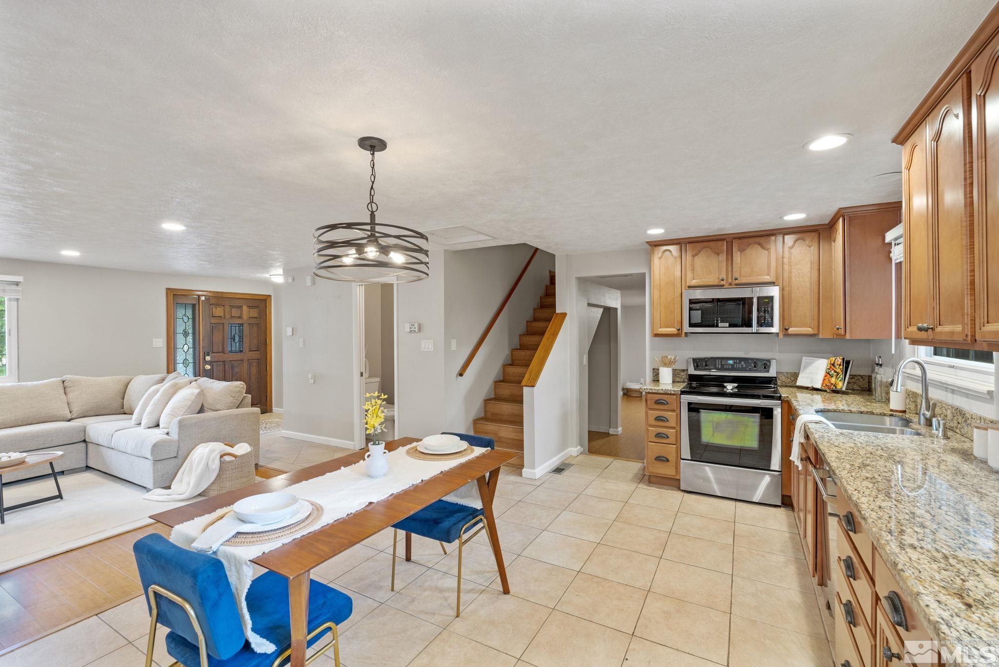 7325 Gemstone Drive Reno, NV 89511 - Photo 15 of 34 Photo 15