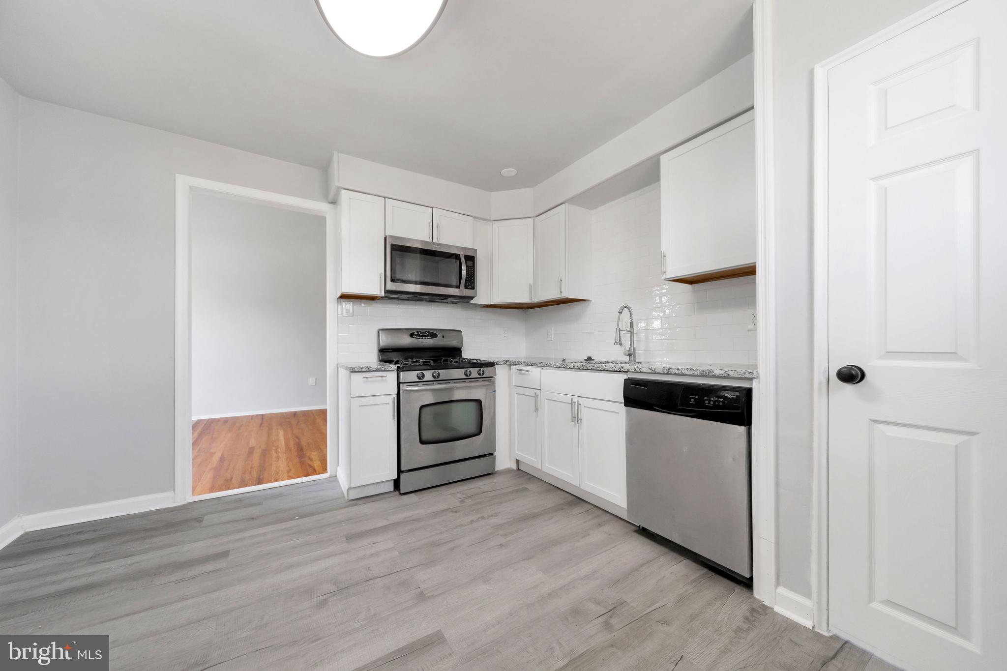 2620 Sperry Street Philadelphia, PA 19152 - Photo 5 of 19