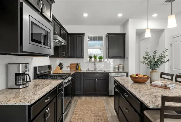 $1,999 | 813 Saratoga Lane, Georgetown, TX 78633