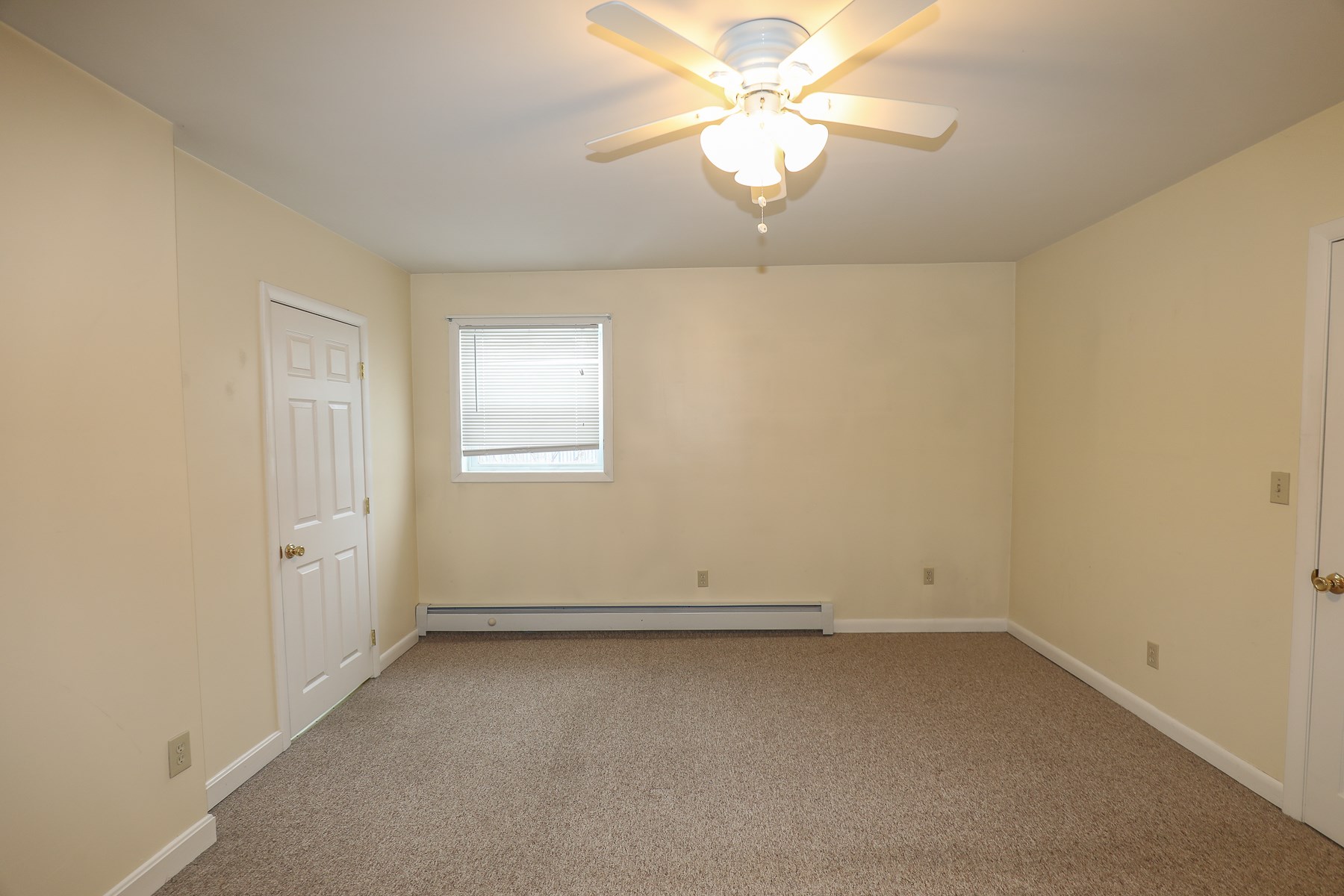 Undisclosed Address Hooksett, NH 03106 - Photo 4 of 14