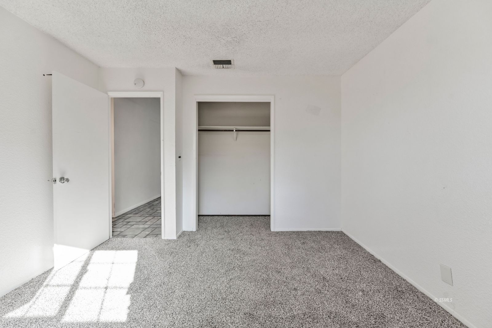 932 West St George Avenue Ridgecrest, CA 93555 - Photo 14 of 28 a view of an empty room