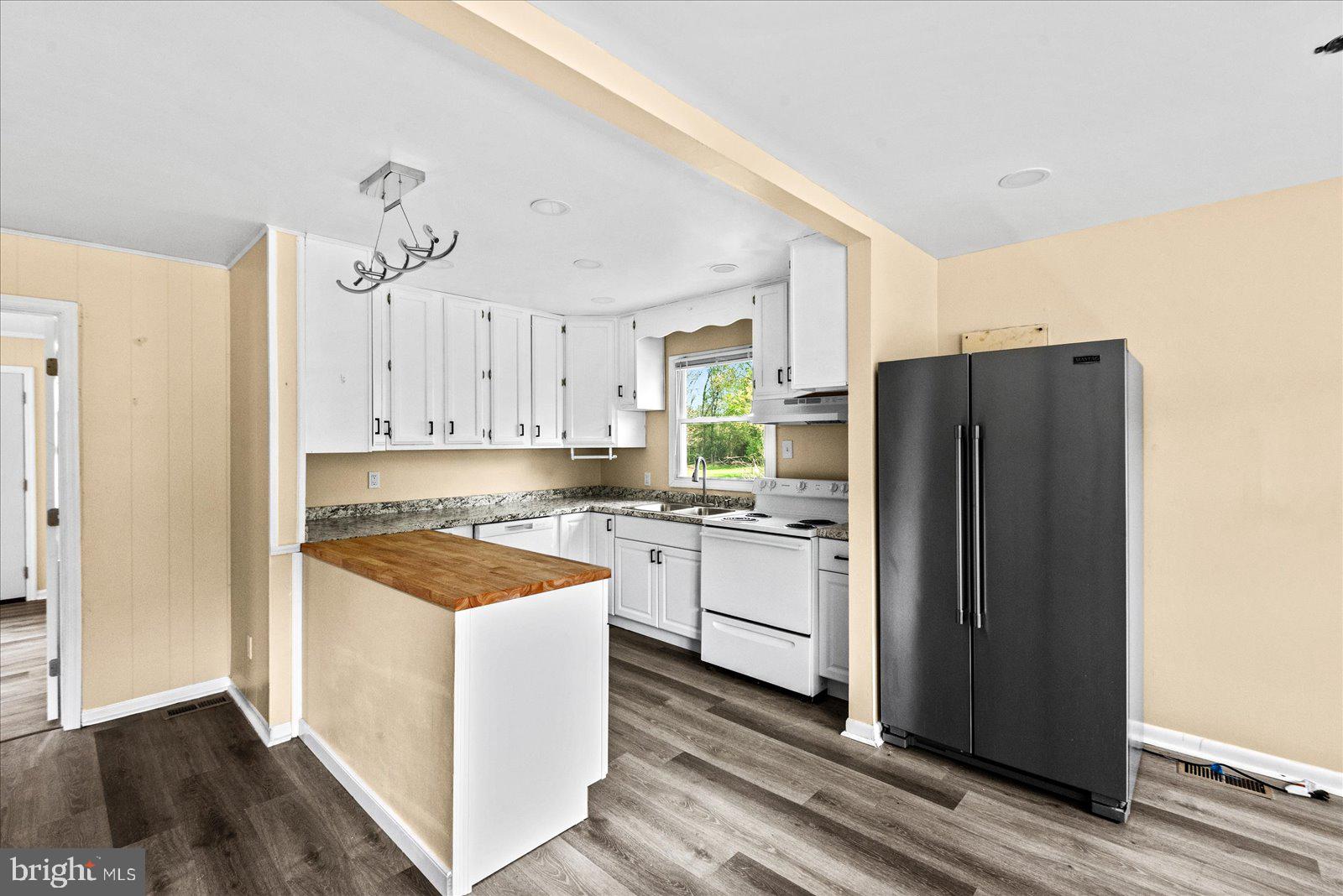 30113 Sparta Road Milford, VA 22514 - Photo 6 of 31