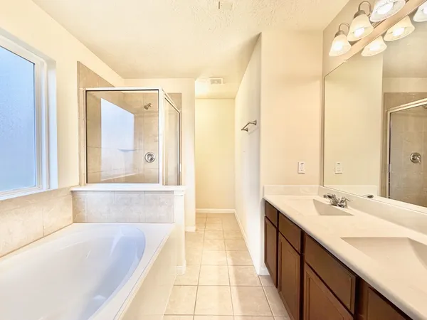 $1,995 | 11823 Green Colling Park Drive, Houston, TX 77047