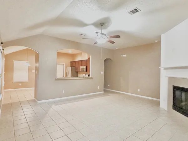 $1,995 | 11823 Green Colling Park Drive, Houston, TX 77047