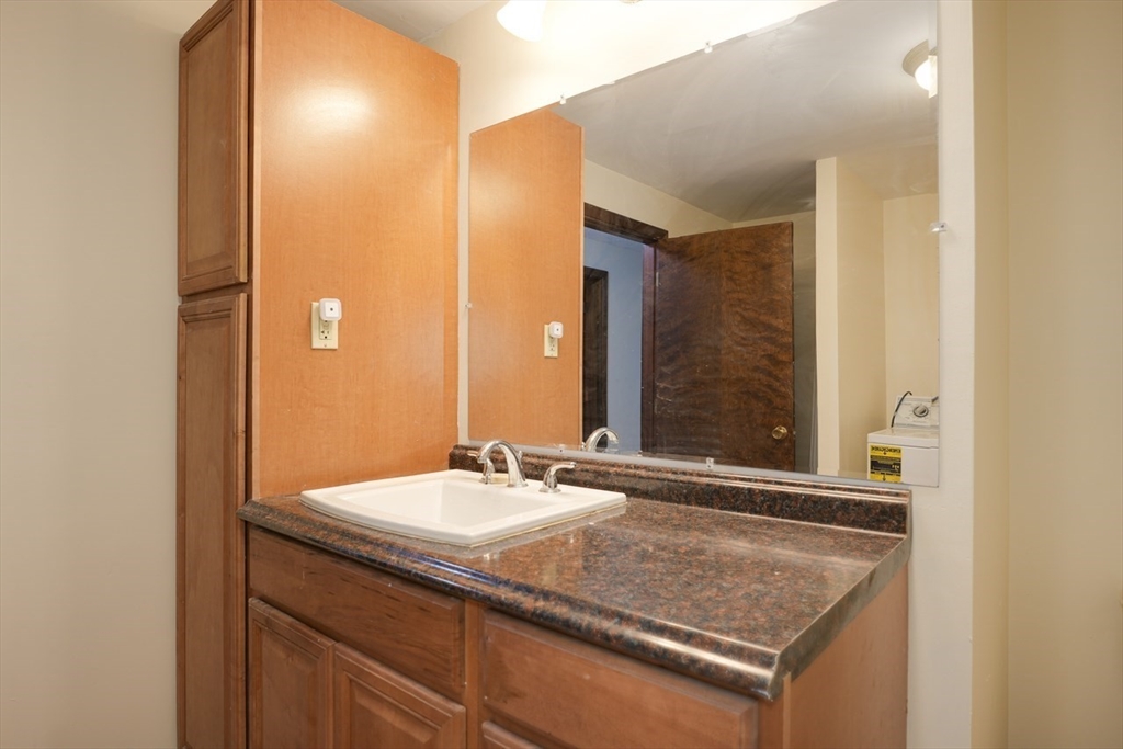 560 Old Harvard Road Boxborough, MA 01719 - Photo 22 of 30 Gallery Image 22