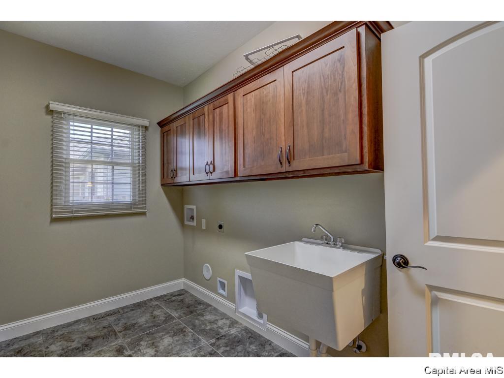 2005 Providence Lane Springfield, IL 62711 - Photo 12 of 36