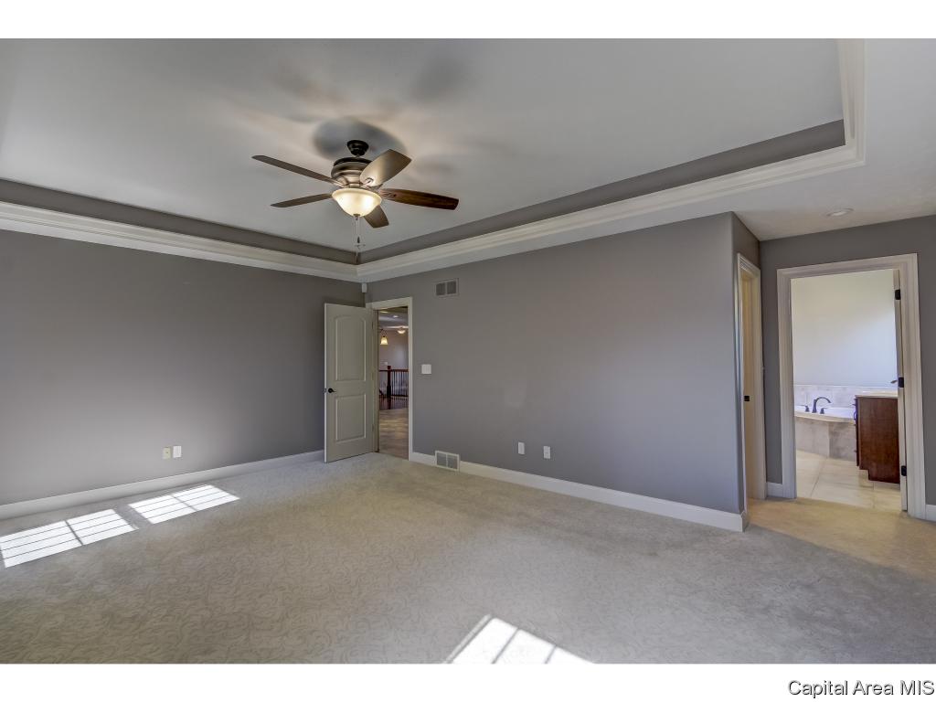 2005 Providence Lane Springfield, IL 62711 - Photo 20 of 36