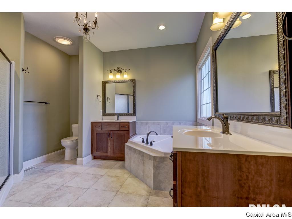 2005 Providence Lane Springfield, IL 62711 - Photo 23 of 36
