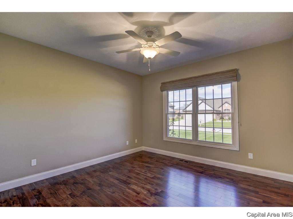 2005 Providence Lane Springfield, IL 62711 - Photo 27 of 36