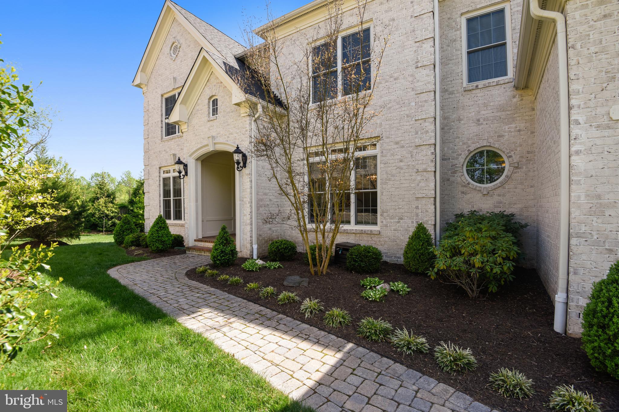 6151 Reza Court Springfield, VA 22152 - Photo 3 of 57 Gallery Image 3
