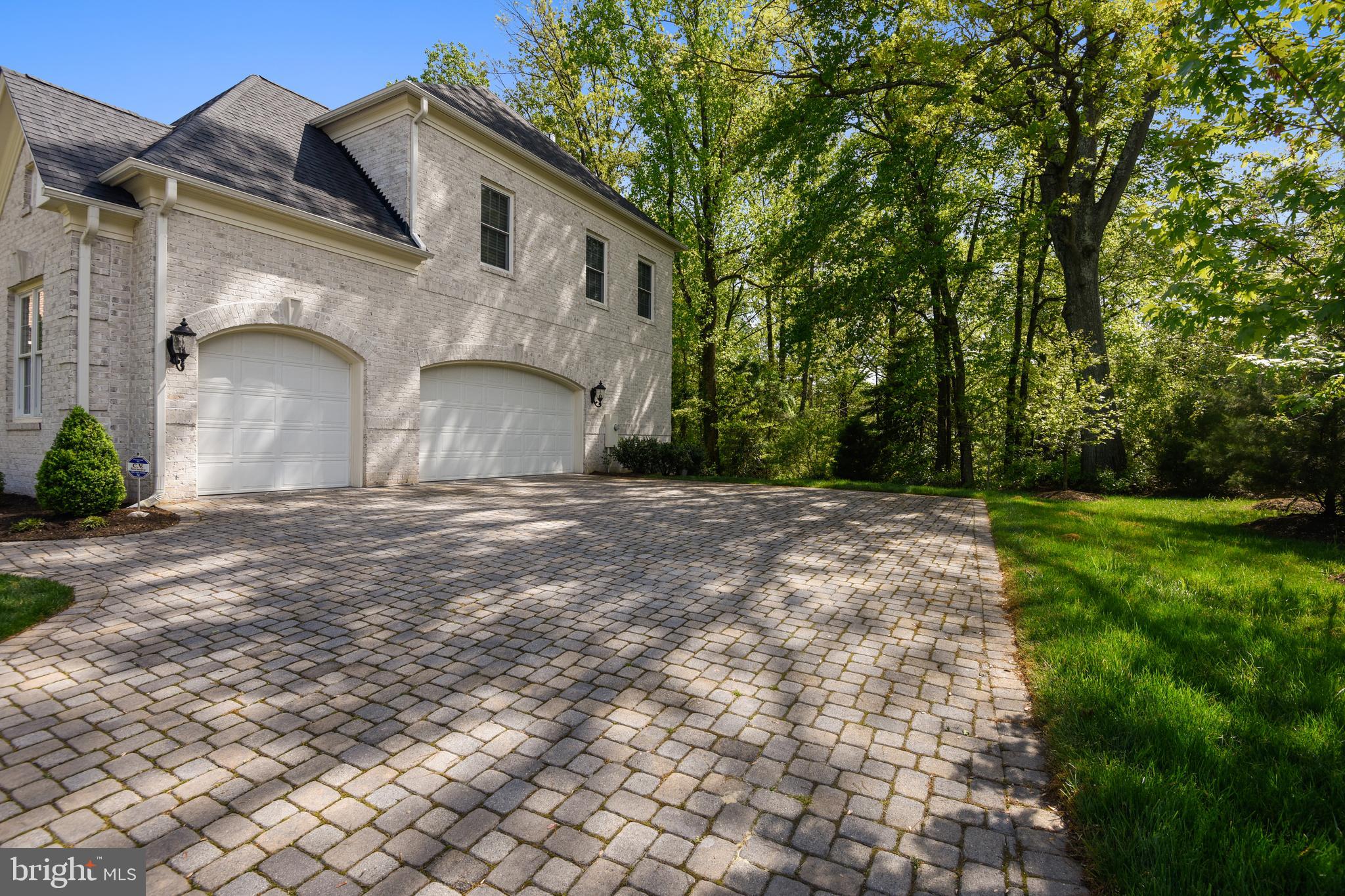 6151 Reza Court Springfield, VA 22152 - Photo 4 of 57 Gallery Image 4