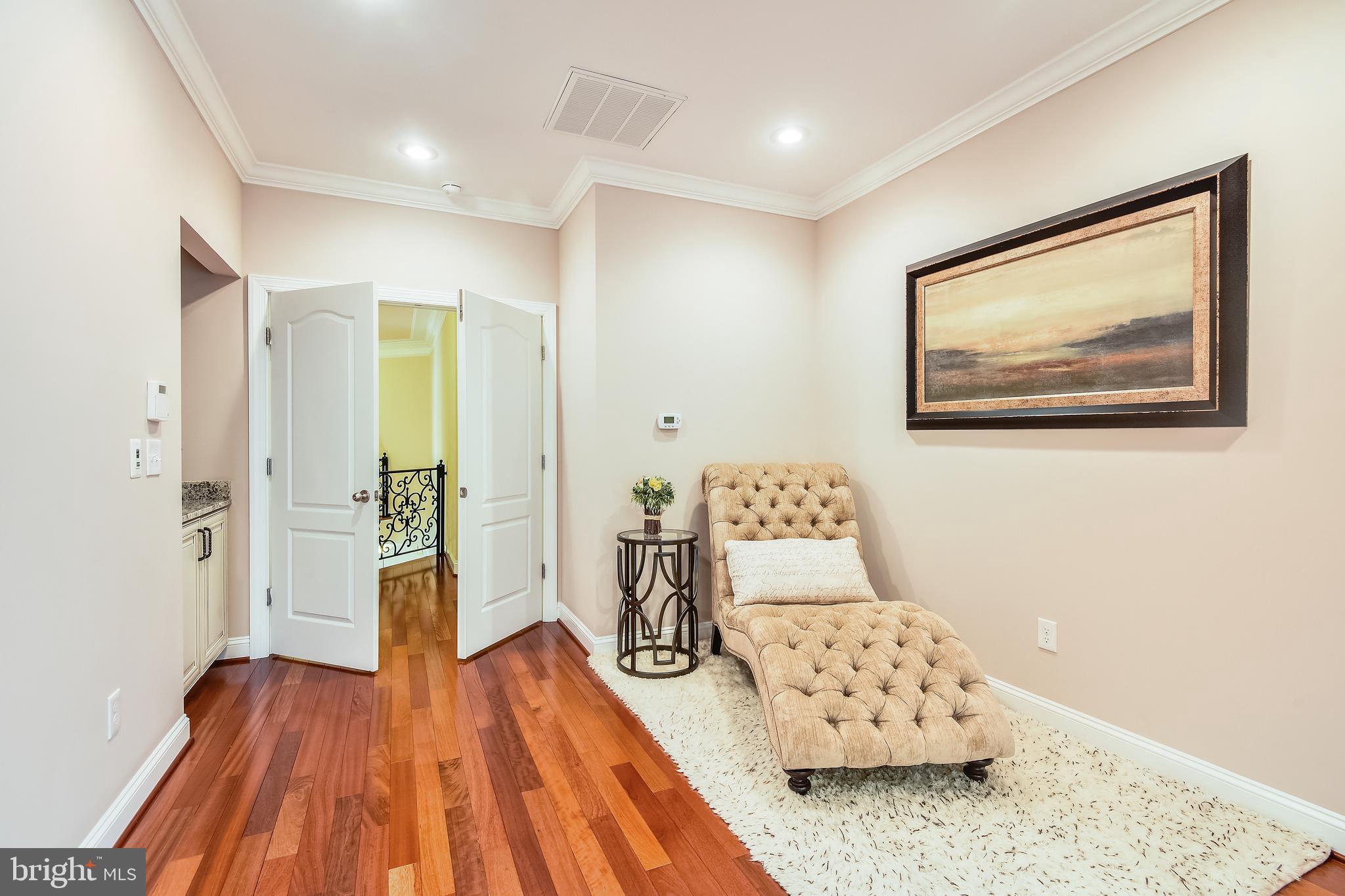 6151 Reza Court Springfield, VA 22152 - Photo 35 of 57 Gallery Image 35