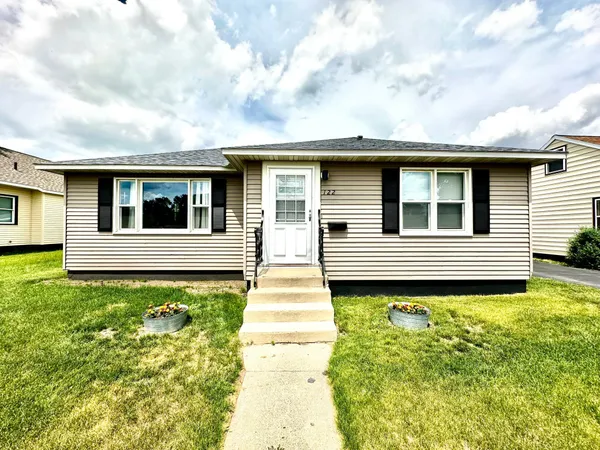 $244,000 | 122 Sinclair Lewis Avenue, Sauk Centre, MN 56378