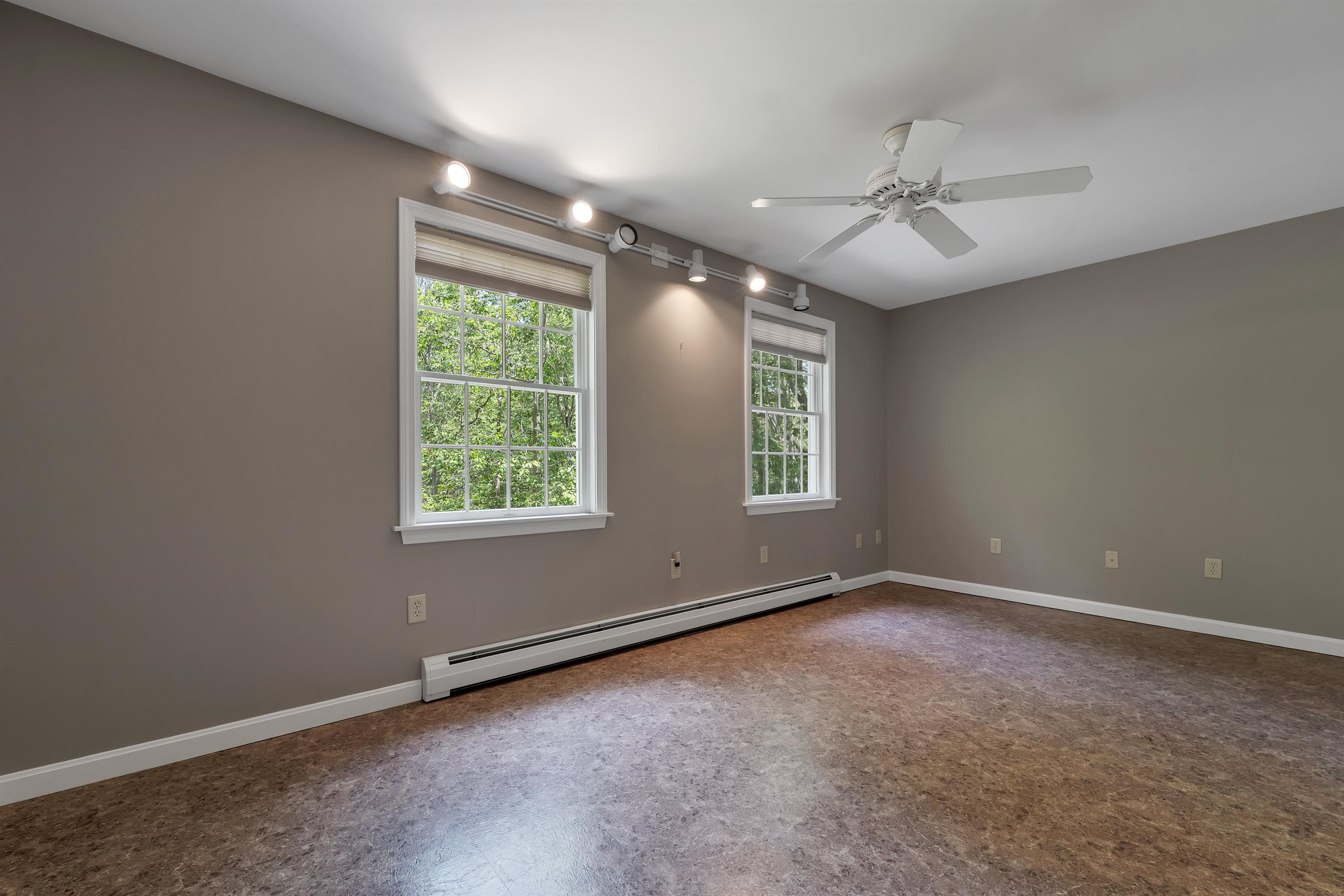 10 Shaws Lane Dover, NH 03820 - Photo 33 of 60