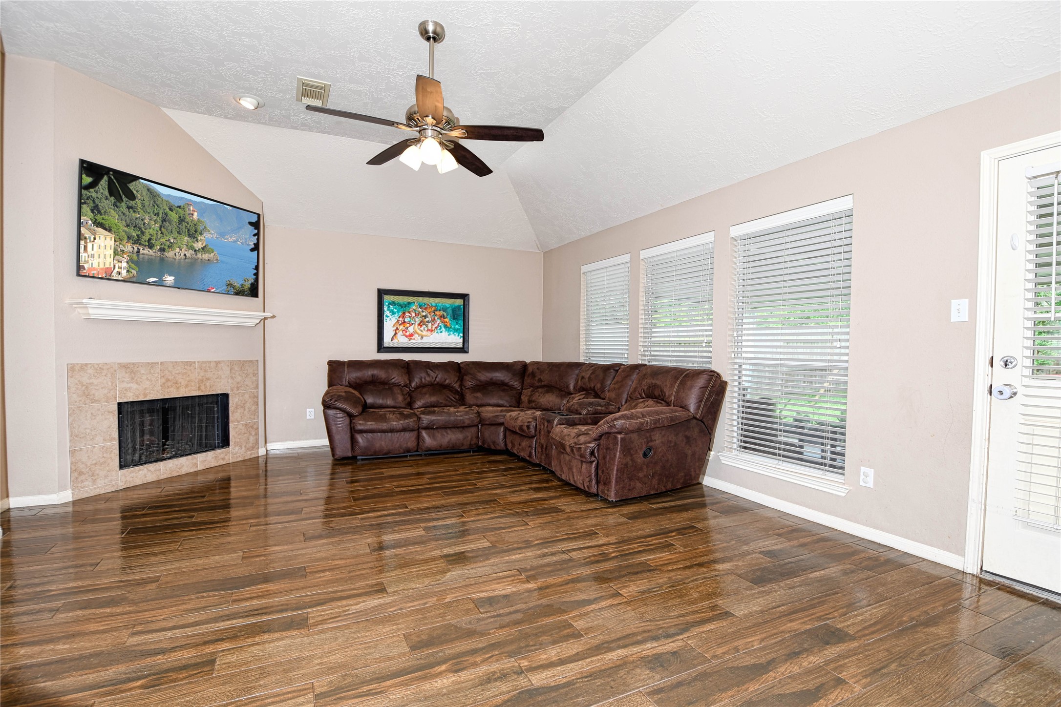 25923 Marshbrook Lane Spring, TX 77389 - Photo 7 of 23