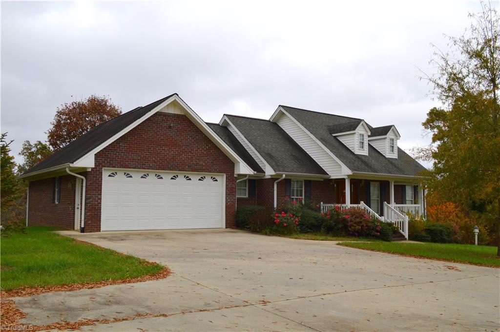 2262 Reynolds Road Madison, NC 27025 - Photo 8 of 30 Exterior Front