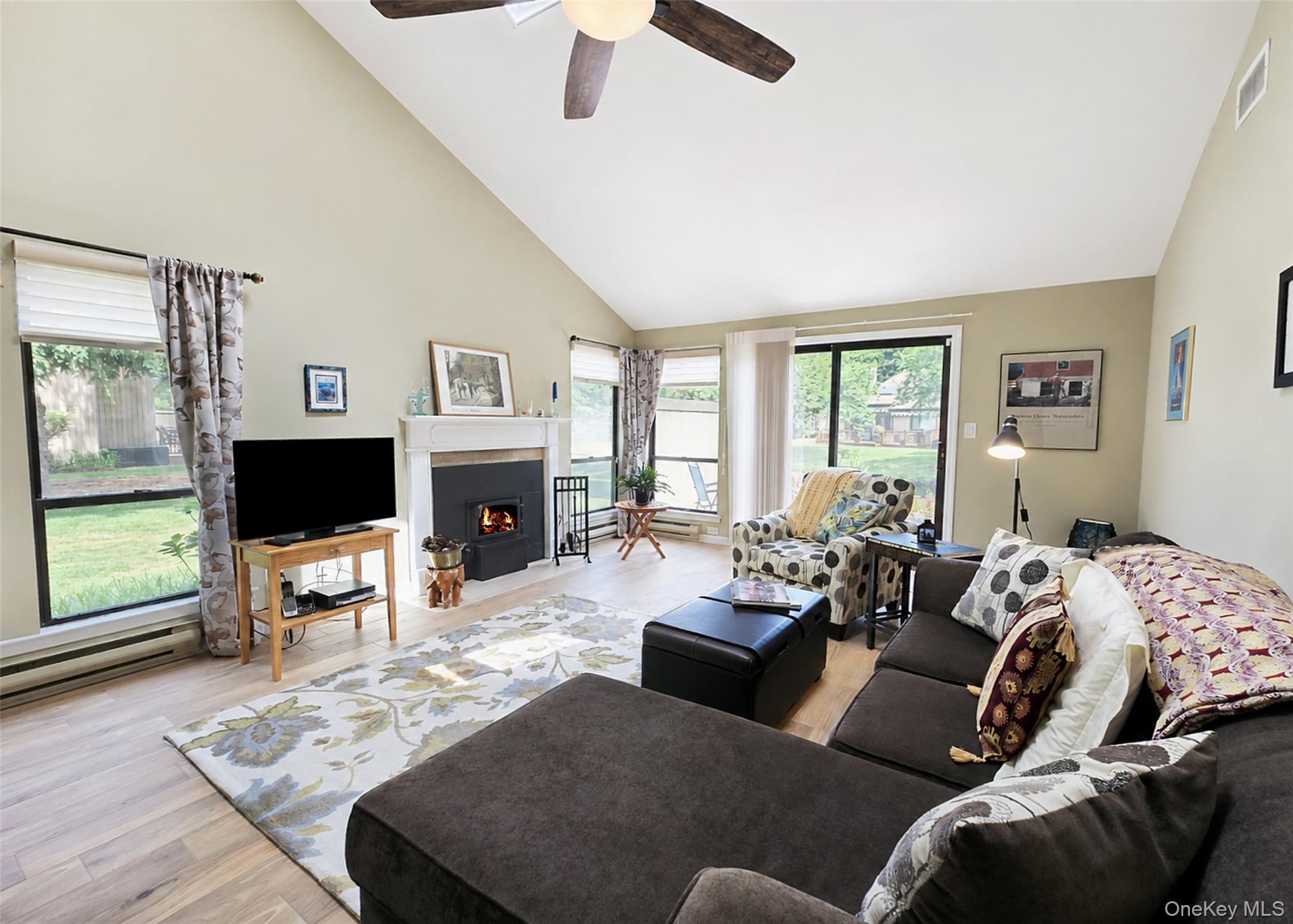 45 Timber Ridge Drive Holbrook, NY 11741 - Photo 11 of 25