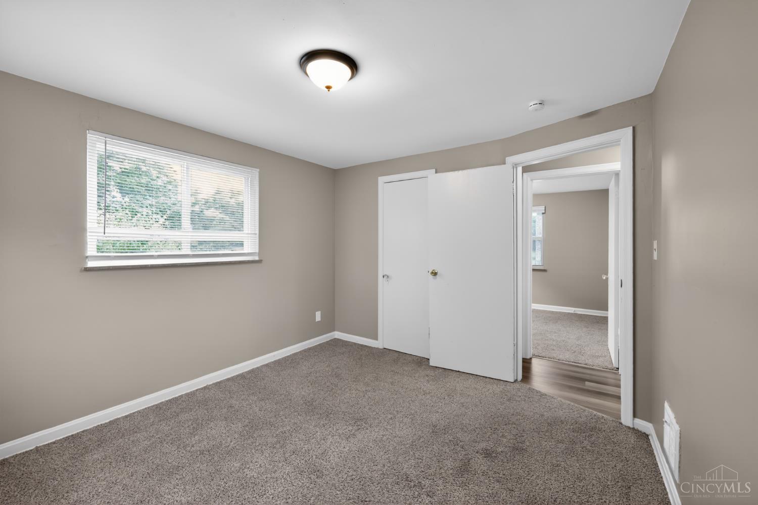 6331 Stover Avenue Golf Manor, OH 45237 - Photo 19 of 29