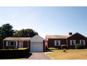300 Wayneridge Road Waynesboro, VA 22980 - Photo 2 of 3 Gallery Image 2