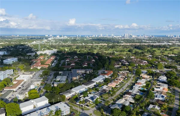 $5,000 | 609 South Crescent Drive, Hollywood, FL 33021