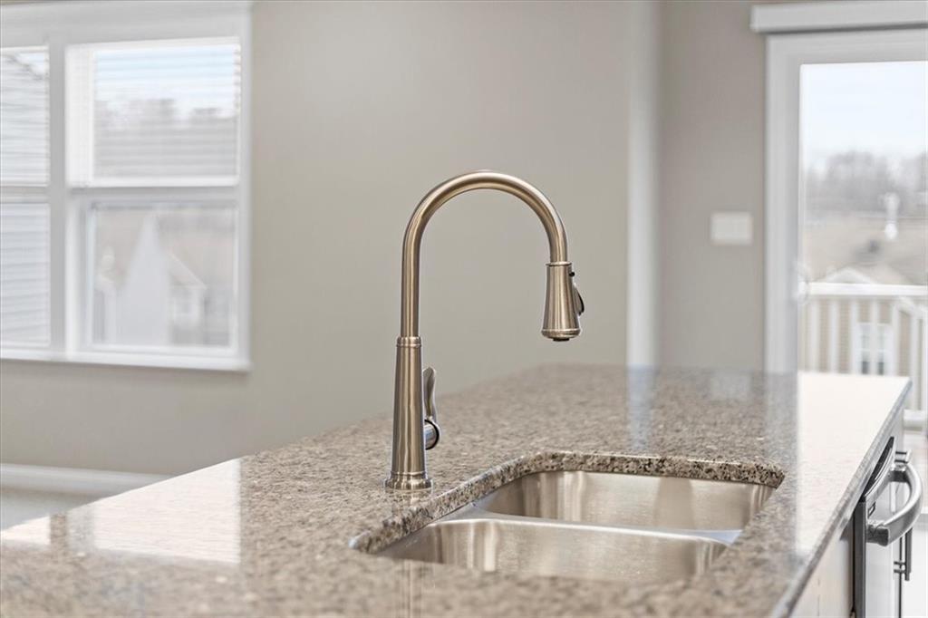 149 Lockheed Drive Coraopolis, PA 15108 - Photo 15 of 48