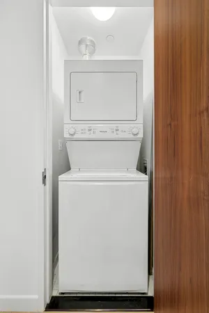 $999,000 | 261 West 28th Street, Unit 3C | Chelsea