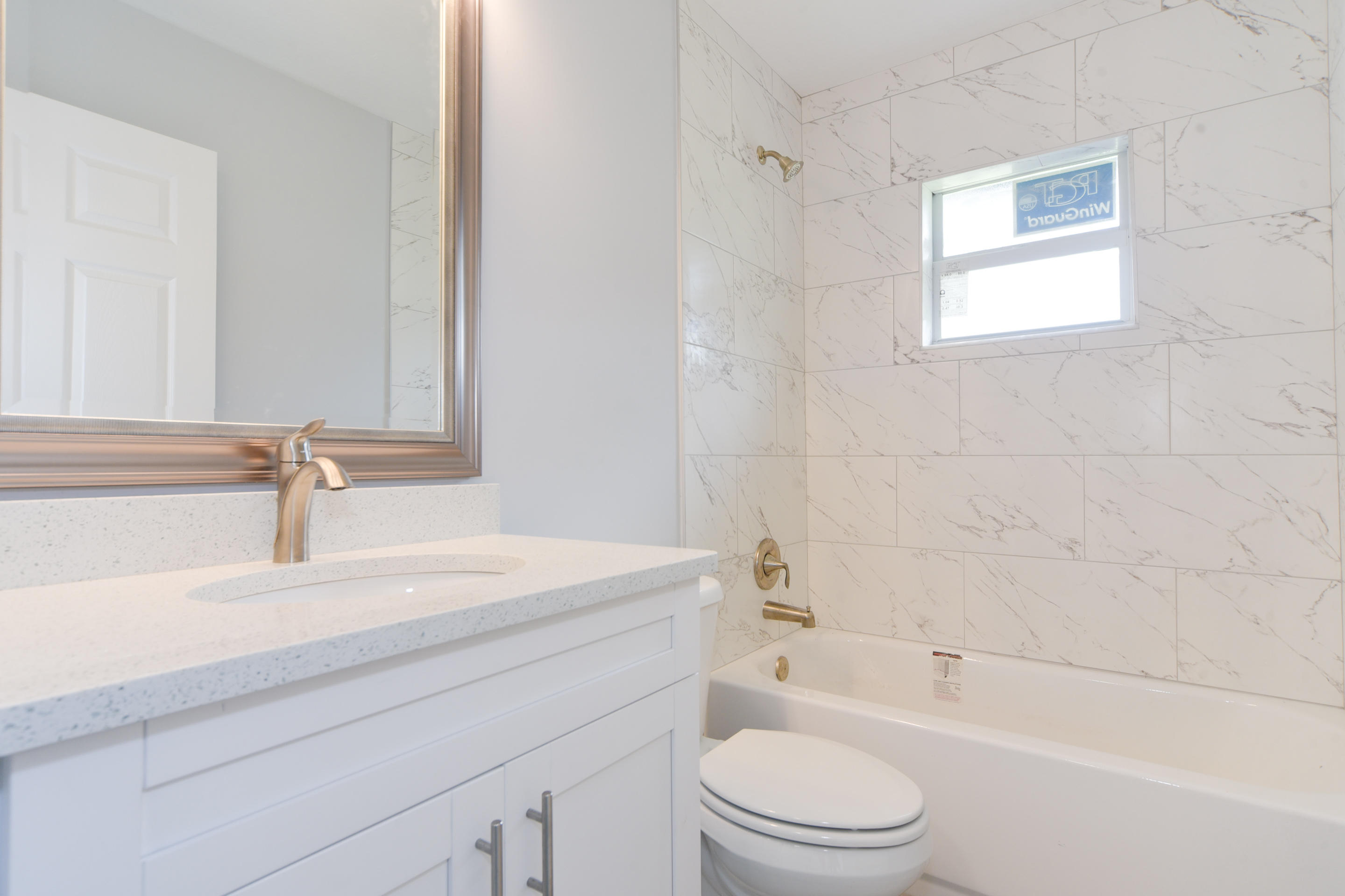 16179 88th Road North Loxahatchee, FL 33470 - Photo 24 of 37 shared bath