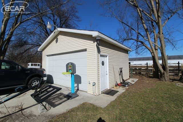 9200 Beecher Road Flushing, MI 48433 - Photo 22 of 29 Gallery Image 22