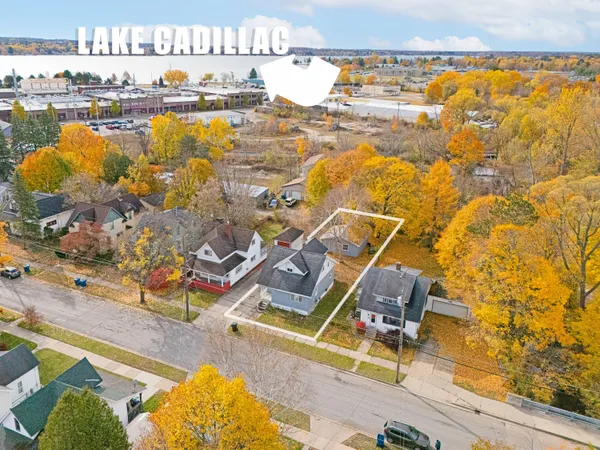 $152,500 | 645 North Lake Street, Cadillac, MI 49601