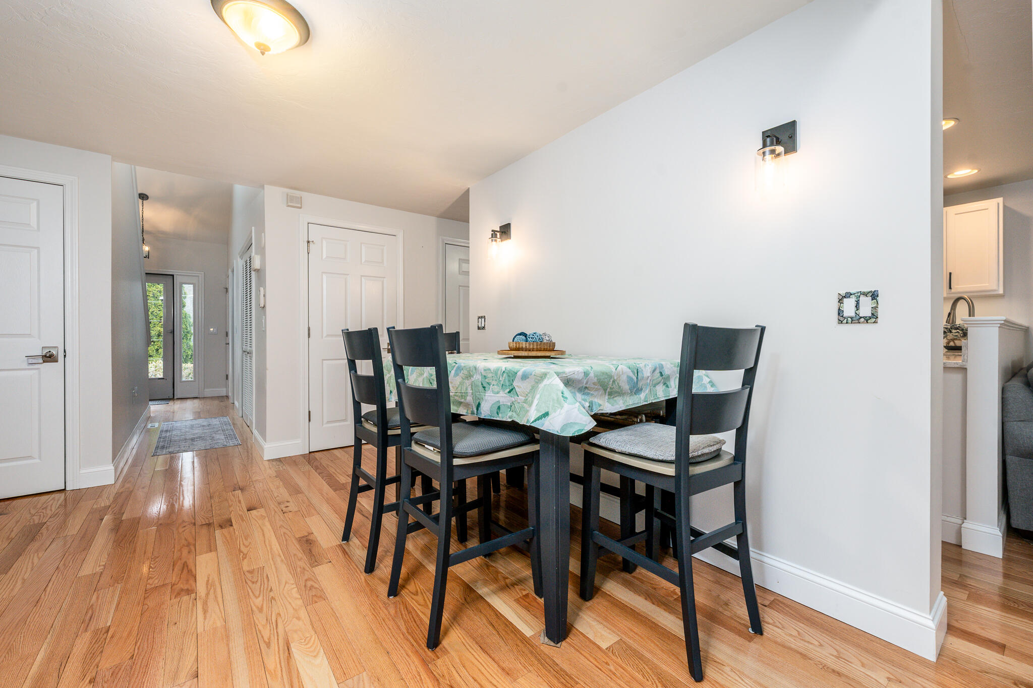 3 Longwood Road Mashpee, MA 02649 - Photo 11 of 37 dine