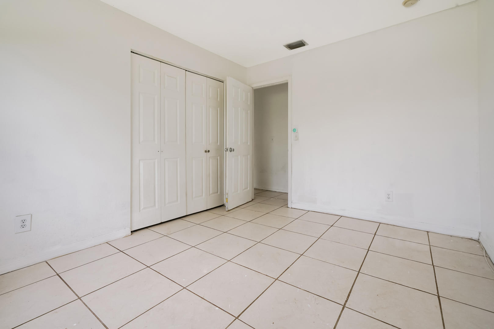 78 Springdale Road Lake Worth, FL 33467 - Photo 8 of 20 Bedroom 1