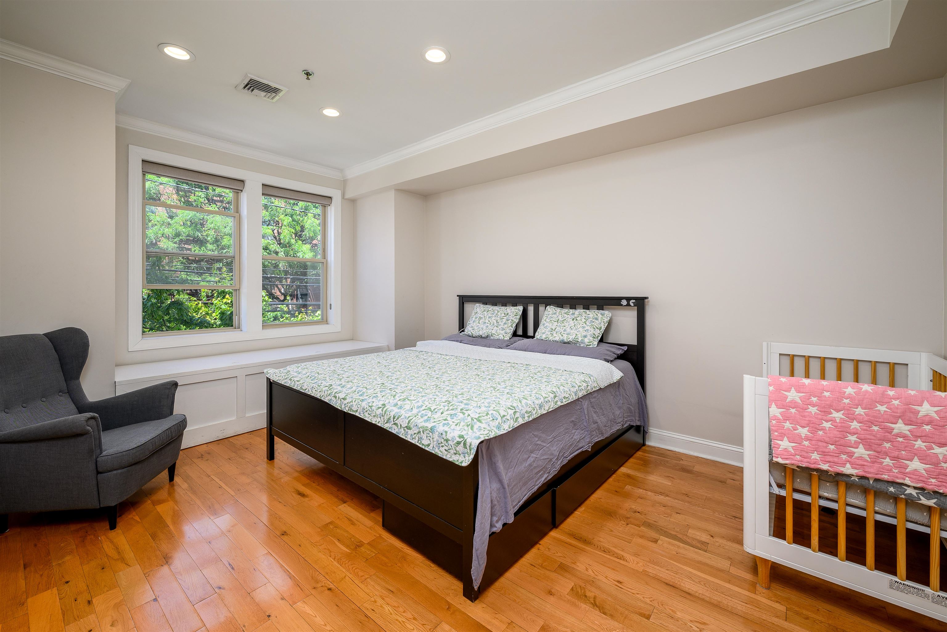 413 Madison Street, Unit 2 Hoboken, NJ 07030 - Photo 10 of 21