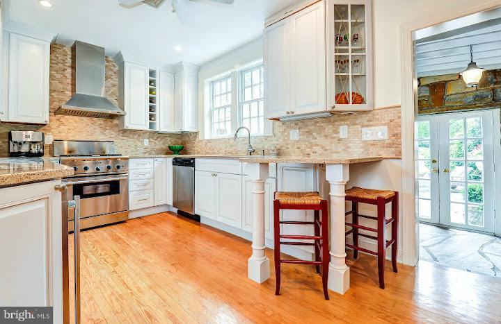 8316 Fort Hunt Road Alexandria, VA 22308 - Photo 14 of 30 Kitchen