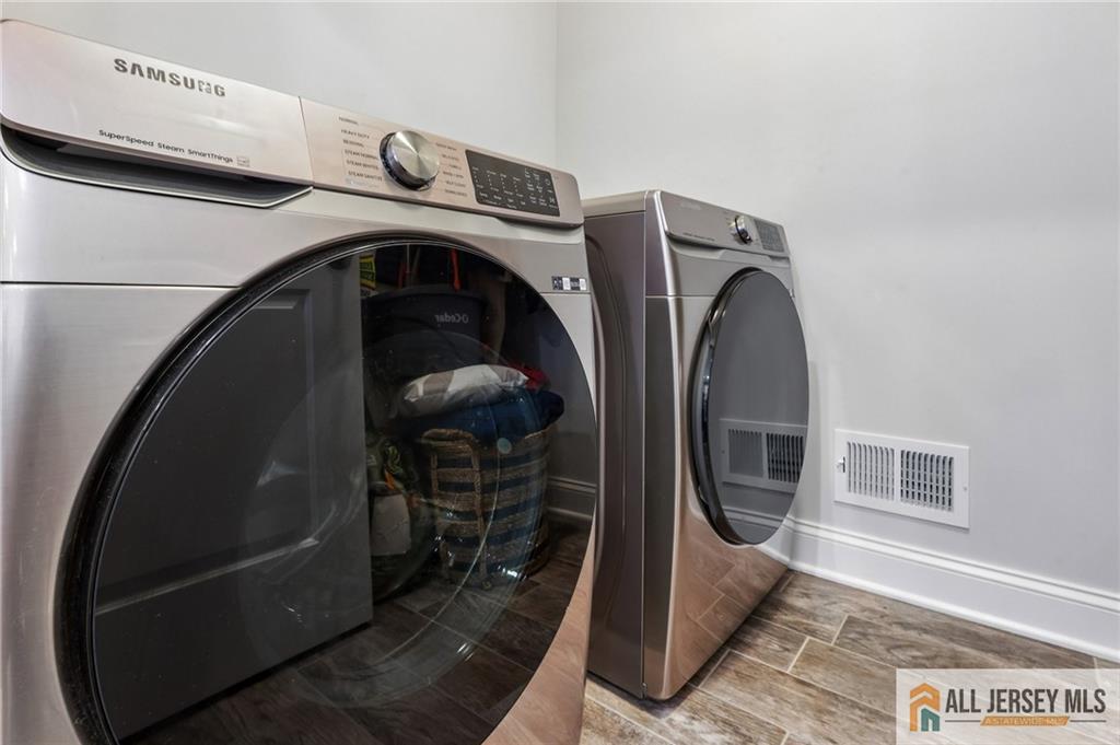 96 Gordon Street Perth Amboy, NJ 08861 - Photo 11 of 24