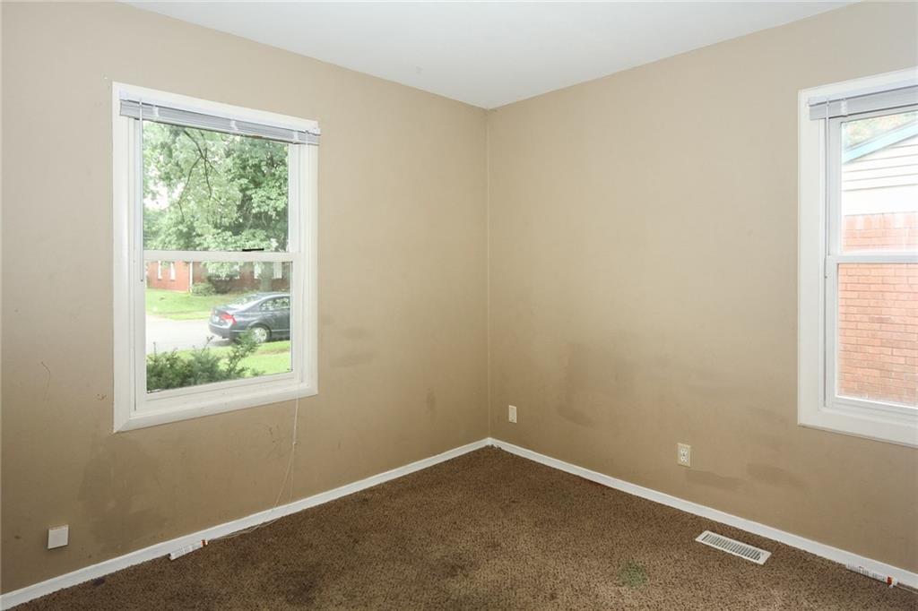 7902 Brennan Road Indianapolis, IN 46219 - Photo 12 of 19 Gallery Image 12