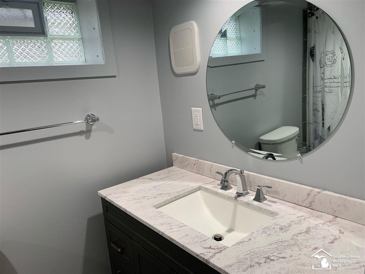 299 Lasalle Road Monroe, MI 48162 - Photo 6 of 14 beautiful bathroom