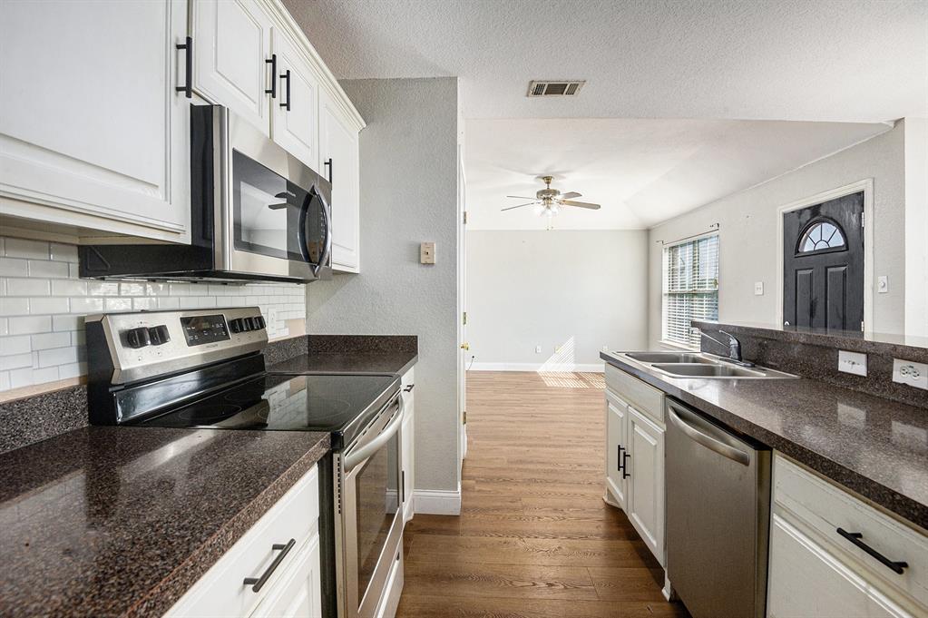 408 Mesquite Drive Rio Vista, TX 76093 - Photo 15 of 31