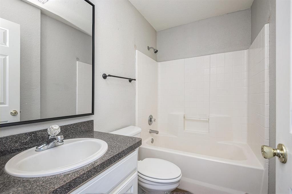 408 Mesquite Drive Rio Vista, TX 76093 - Photo 27 of 31