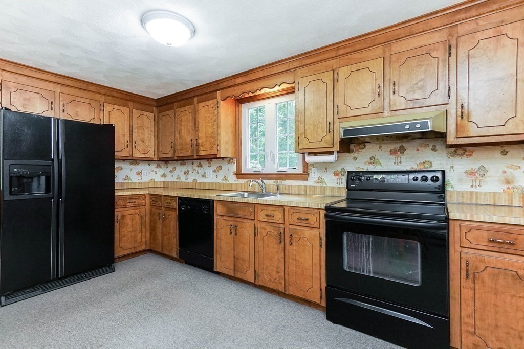 29 Lothrop Road Acton, MA 01720 - Photo 14 of 37 Gallery Image 14
