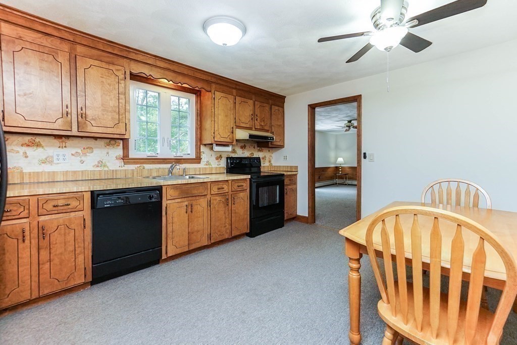 29 Lothrop Road Acton, MA 01720 - Photo 15 of 37 Gallery Image 15