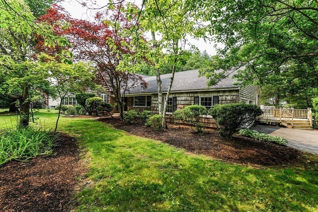 29 Lothrop Road Acton, MA 01720 - Photo 3 of 37 Gallery Image 3