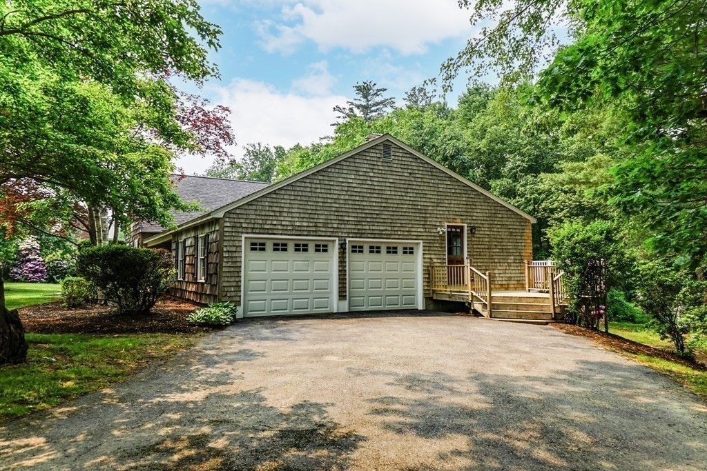 29 Lothrop Road Acton, MA 01720 - Photo 5 of 37 Gallery Image 5