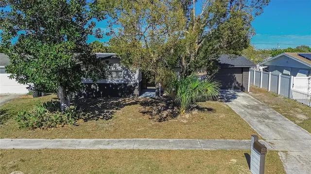 $290,000 | 5551 Mosaic Drive, Holiday, FL 34690
