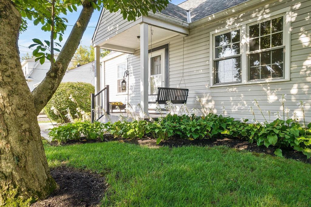 10929 Chester Road Glendale, OH 45246 - Photo 4 of 34