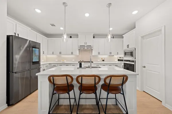 $460,000 | 549 Cedarwood Street, Little Elm, TX 76227