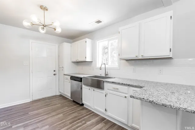 $1,475 | 708 Bailey Drive, Raleigh, NC 27610