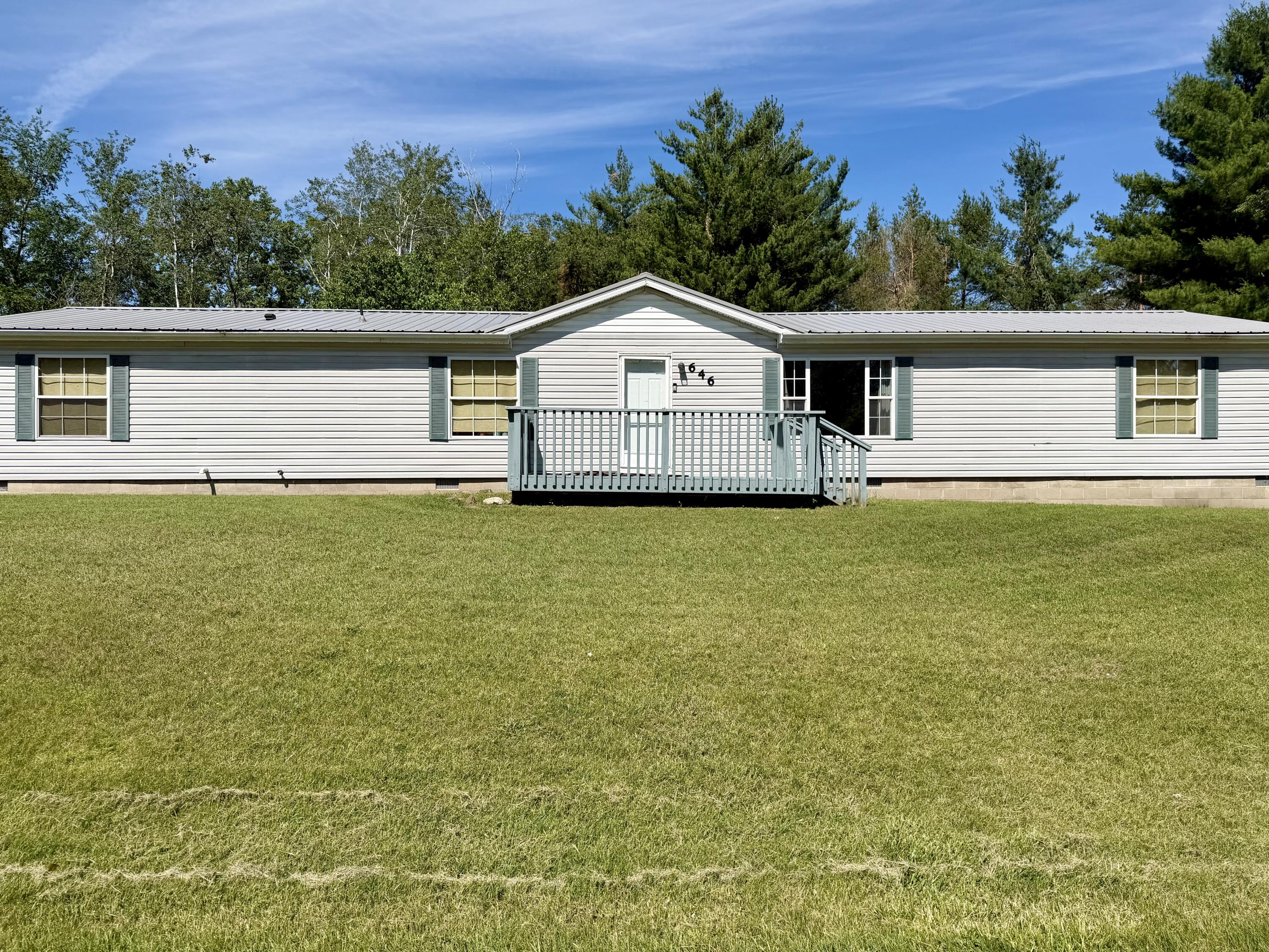646 George Street Clare, MI 48617 - Photo 20 of 25 IMG_0161