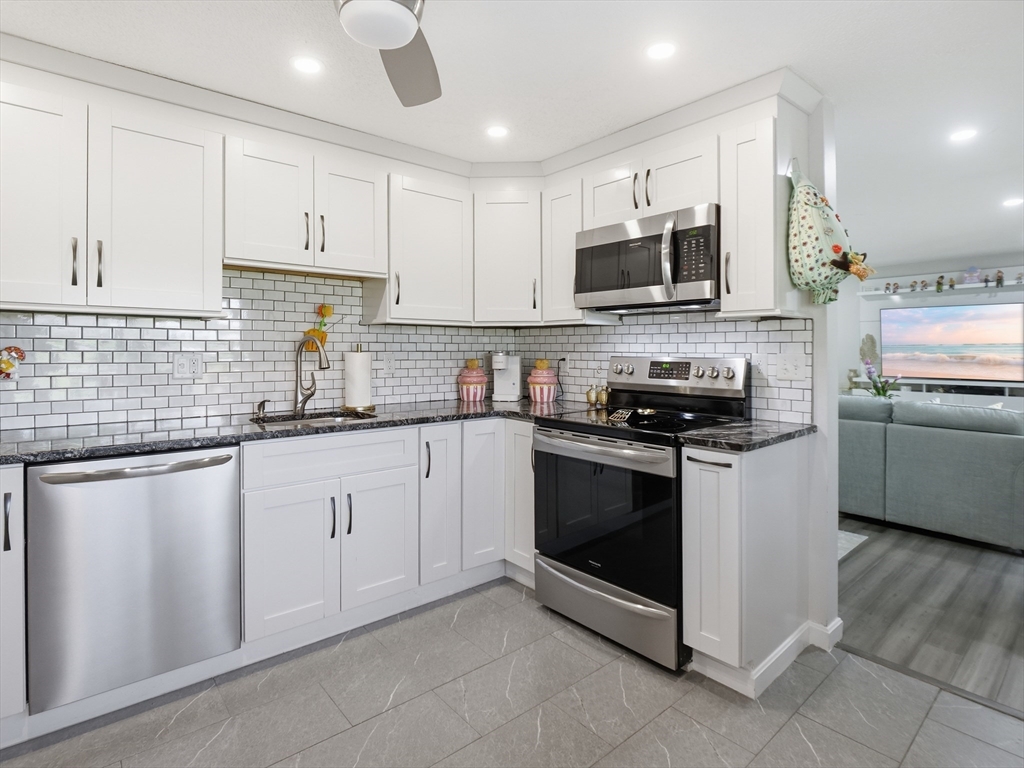 175 Willard Street, Unit 8 Lowell, MA 01850 - Photo 6 of 24